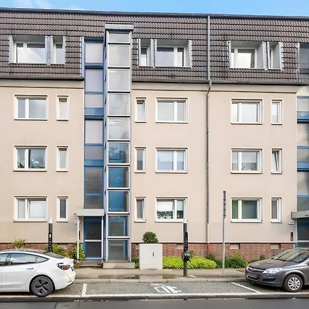 Nahe Messe Essen & Krupp Krankenhaus - Design-Apartment Fuer 5 Gaeste, Zentral In Ruettenscheid Έσσεν