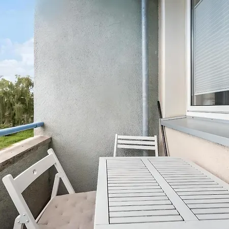 Nahe Messe Essen & Krupp Krankenhaus - Design-Apartment Fuer 5 Gaeste, Zentral In Ruettenscheid